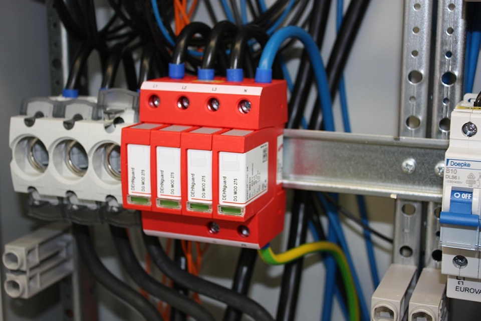 U berspannungsschutz bei Wagner Elektrotechnik GmbH & Co. KG in Karben